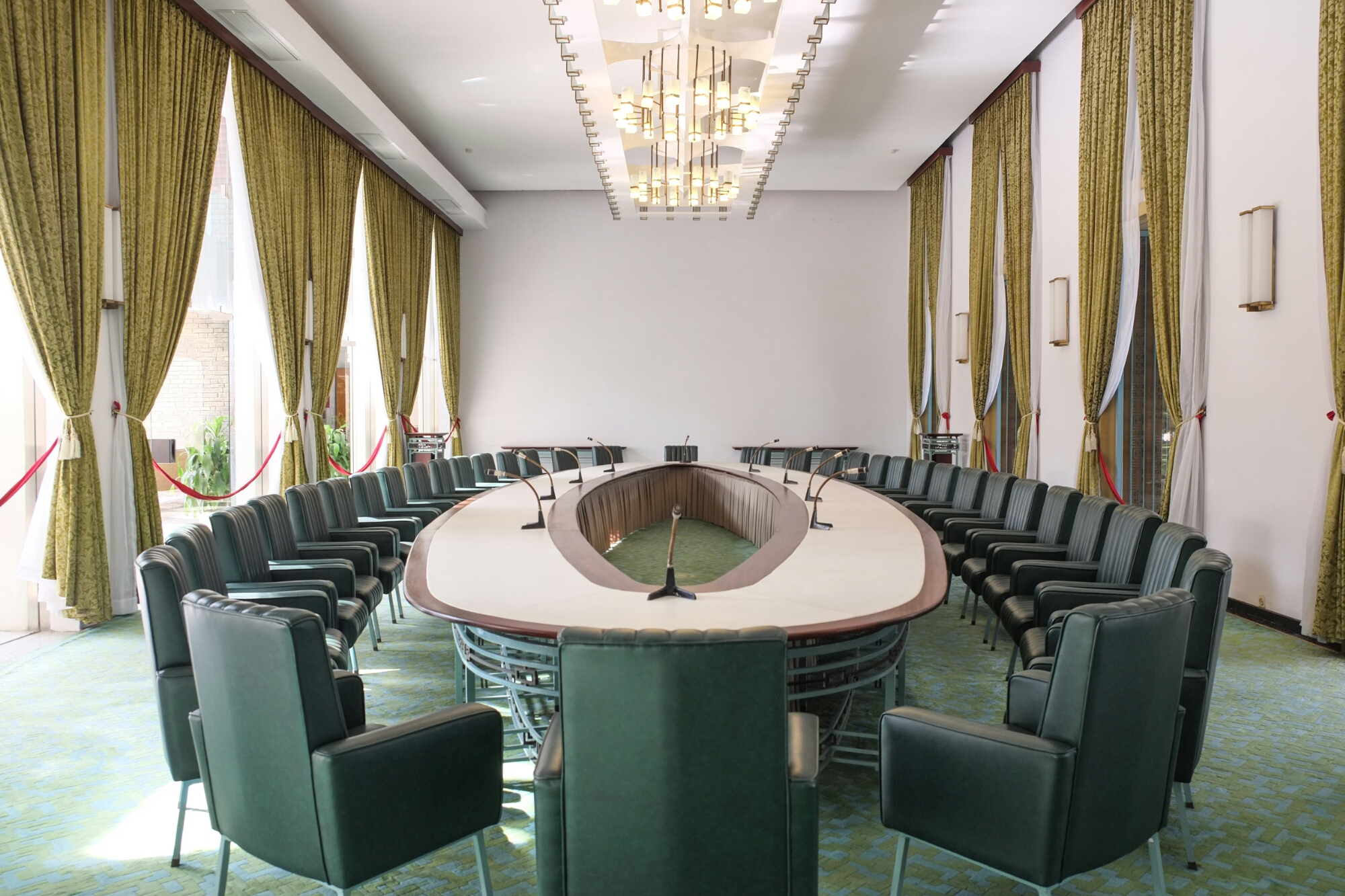 Cabinet meeting room, Reunification Palace image