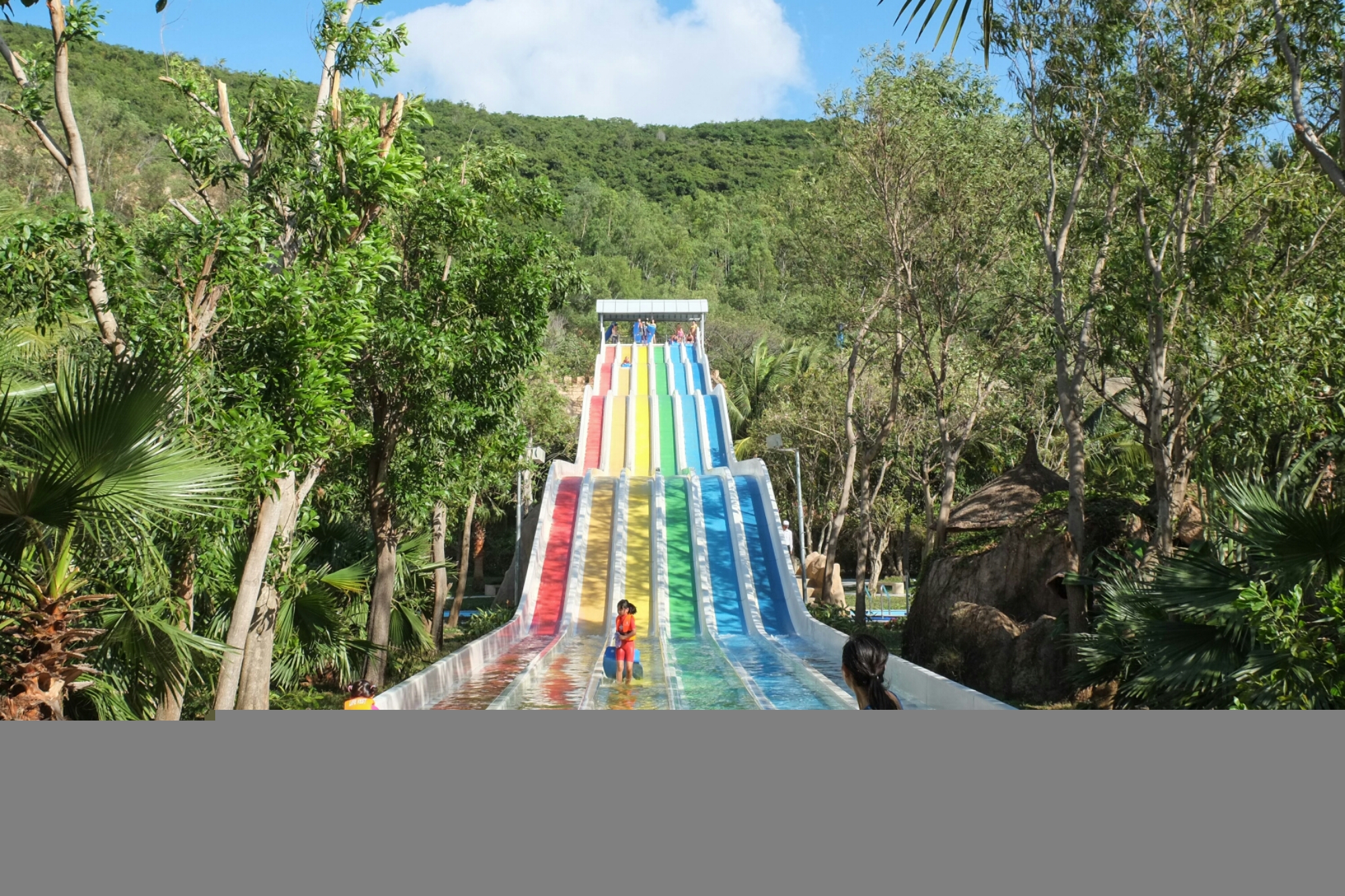 Vinpearl Water Slide image