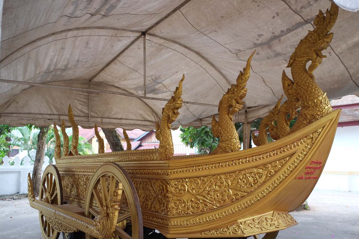 Wat Sensoukharam funeral carriage image