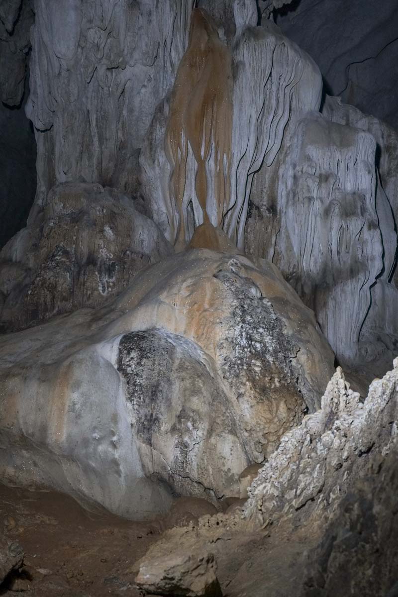 Vang Vieng Cave Formation image