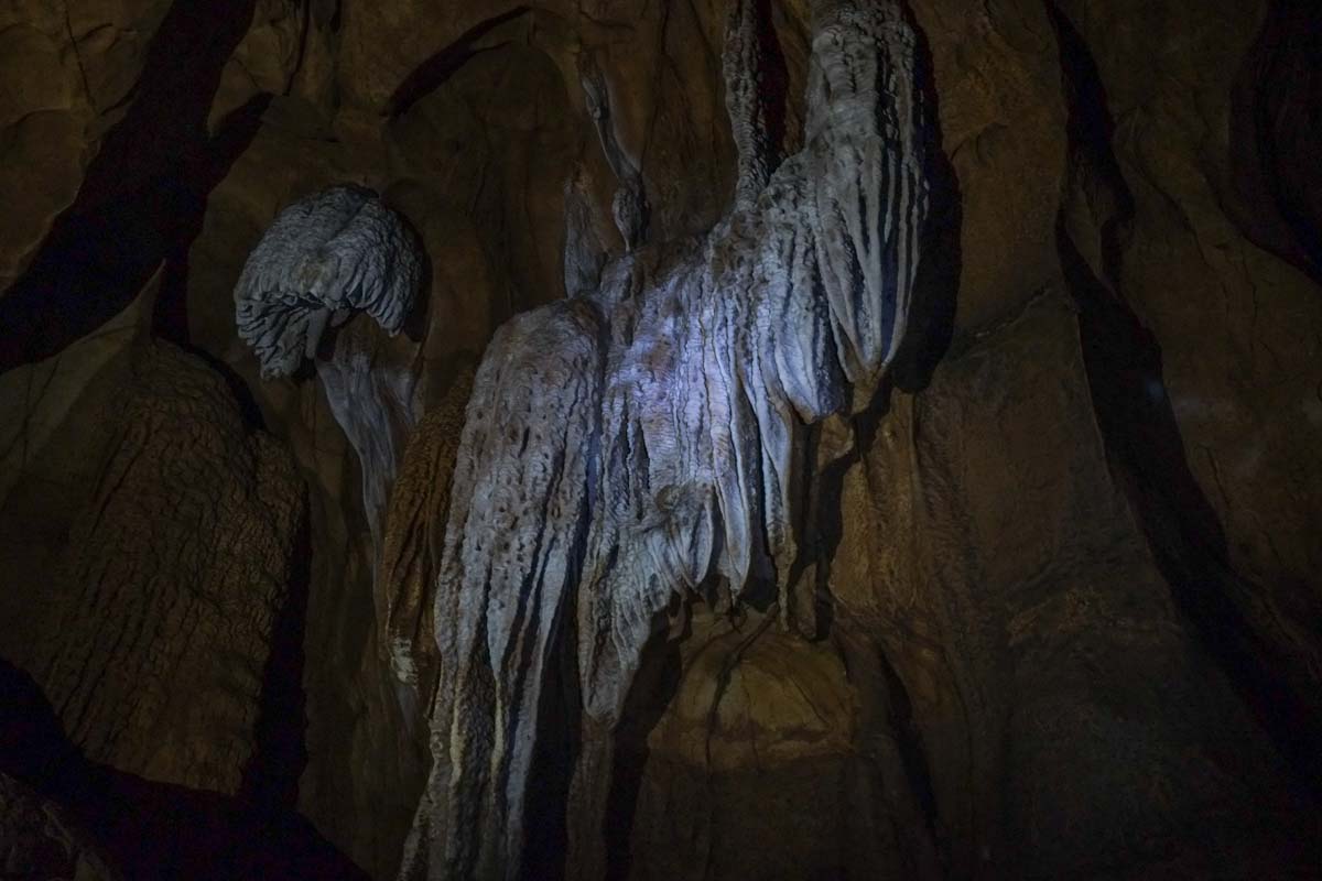 Vang Vieng Stalactites image