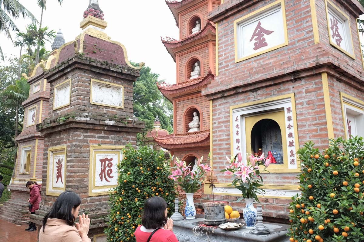 Hanoi Tet Prayers image