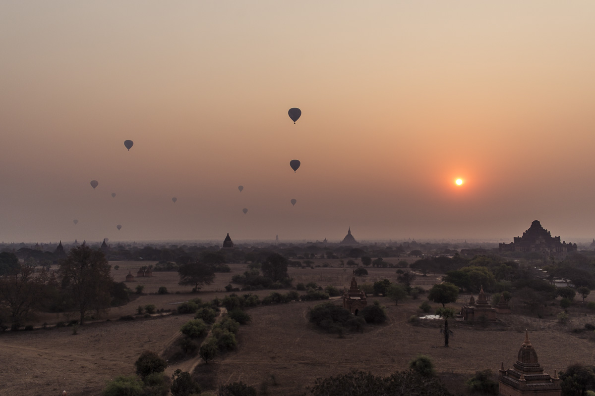 Sunrise from Shwesandaw Paya