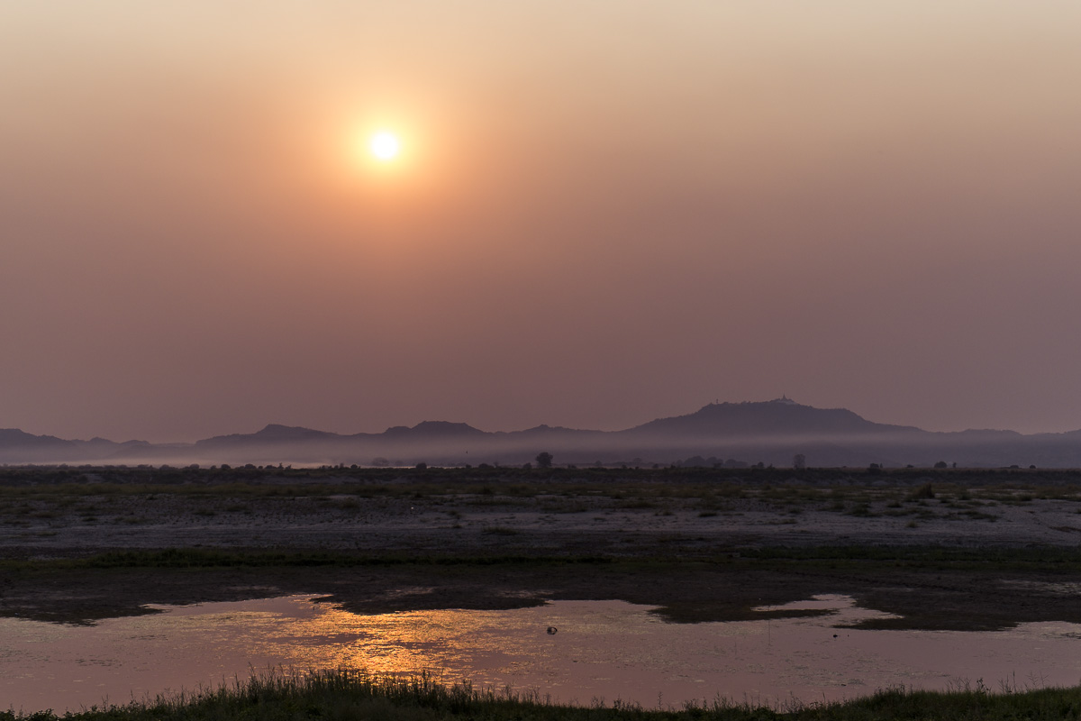 Bagan Sunset by the Irrawaddy